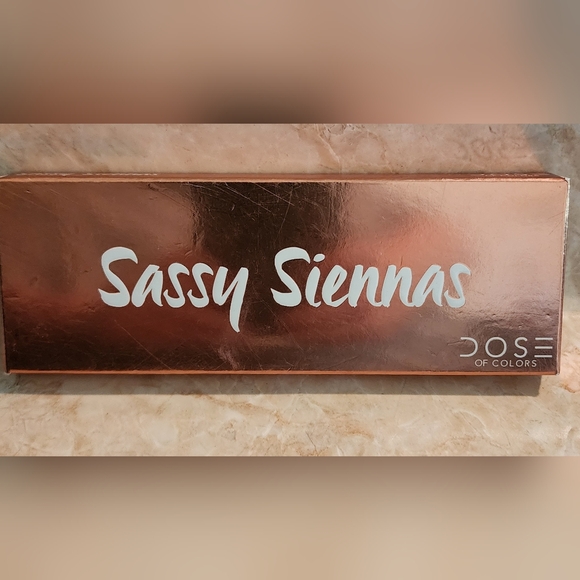 Dose of Colors “Sassy Siennas” Eyeshadow Palette NEW - Picture 4 of 5